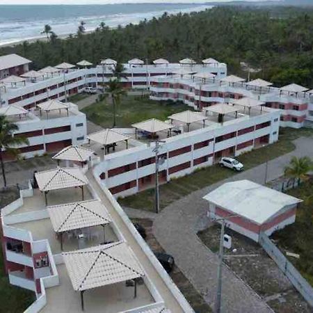 Condomi. Praia Da Perola -Beira Mar-Ilheus/Itacare Экстерьер фото